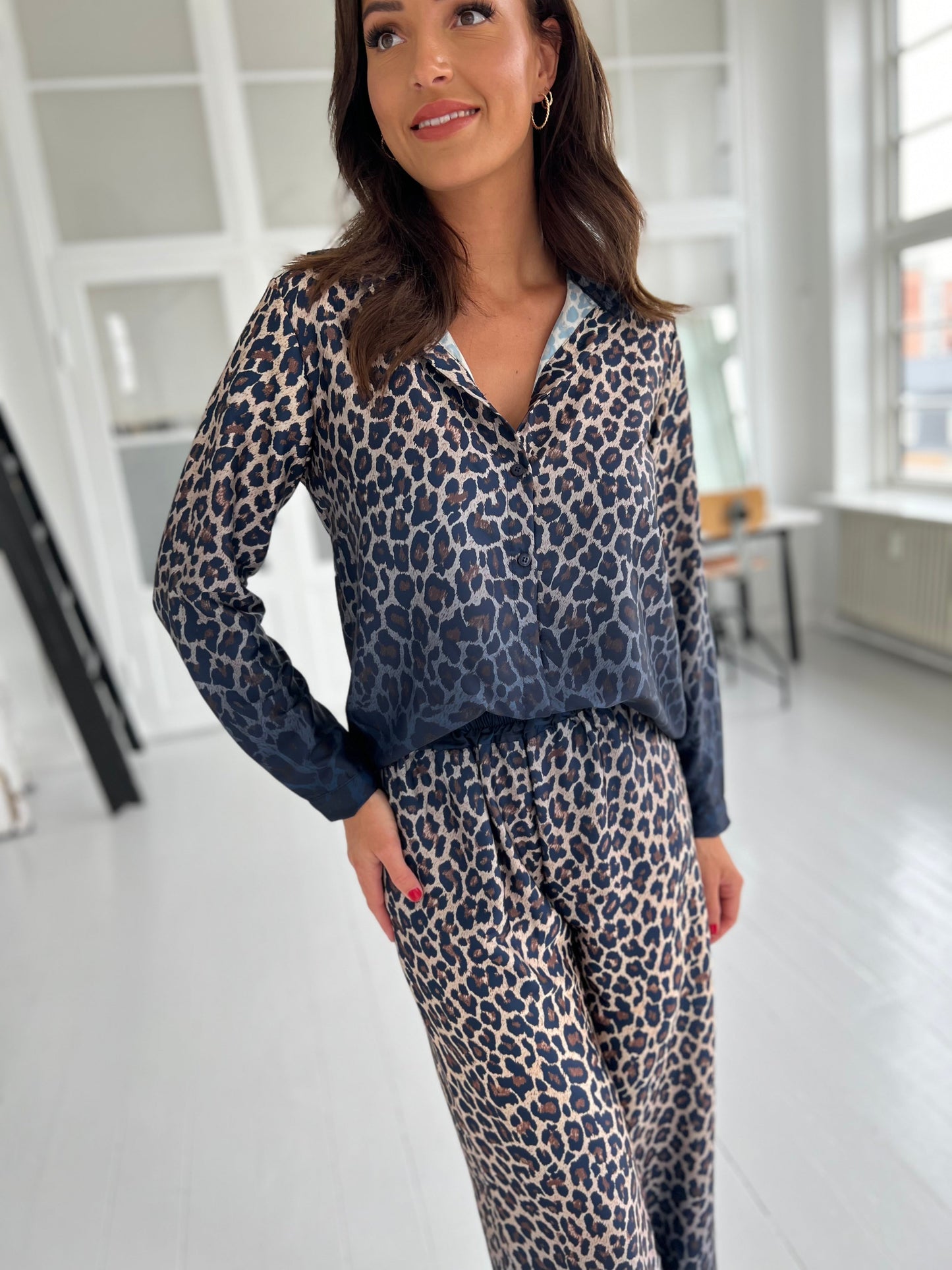 Louloa leopard shirt