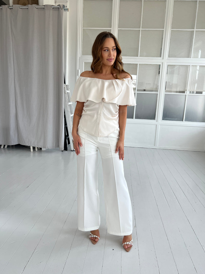 Elli beige blouse