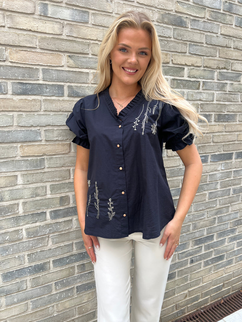 Gaspar black Garda Blouse