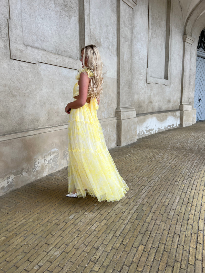 F&P yellow robe