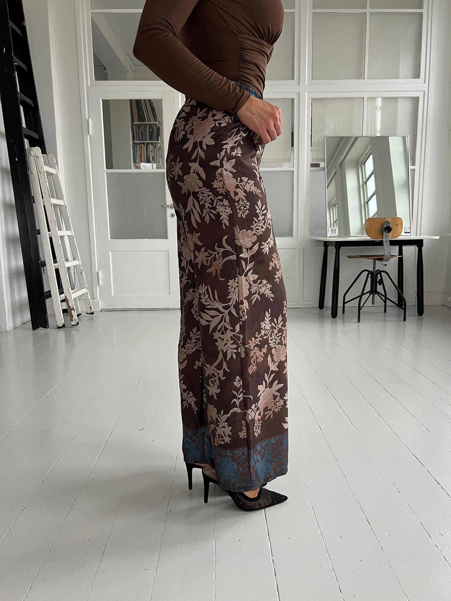 Bellice brown satin pants