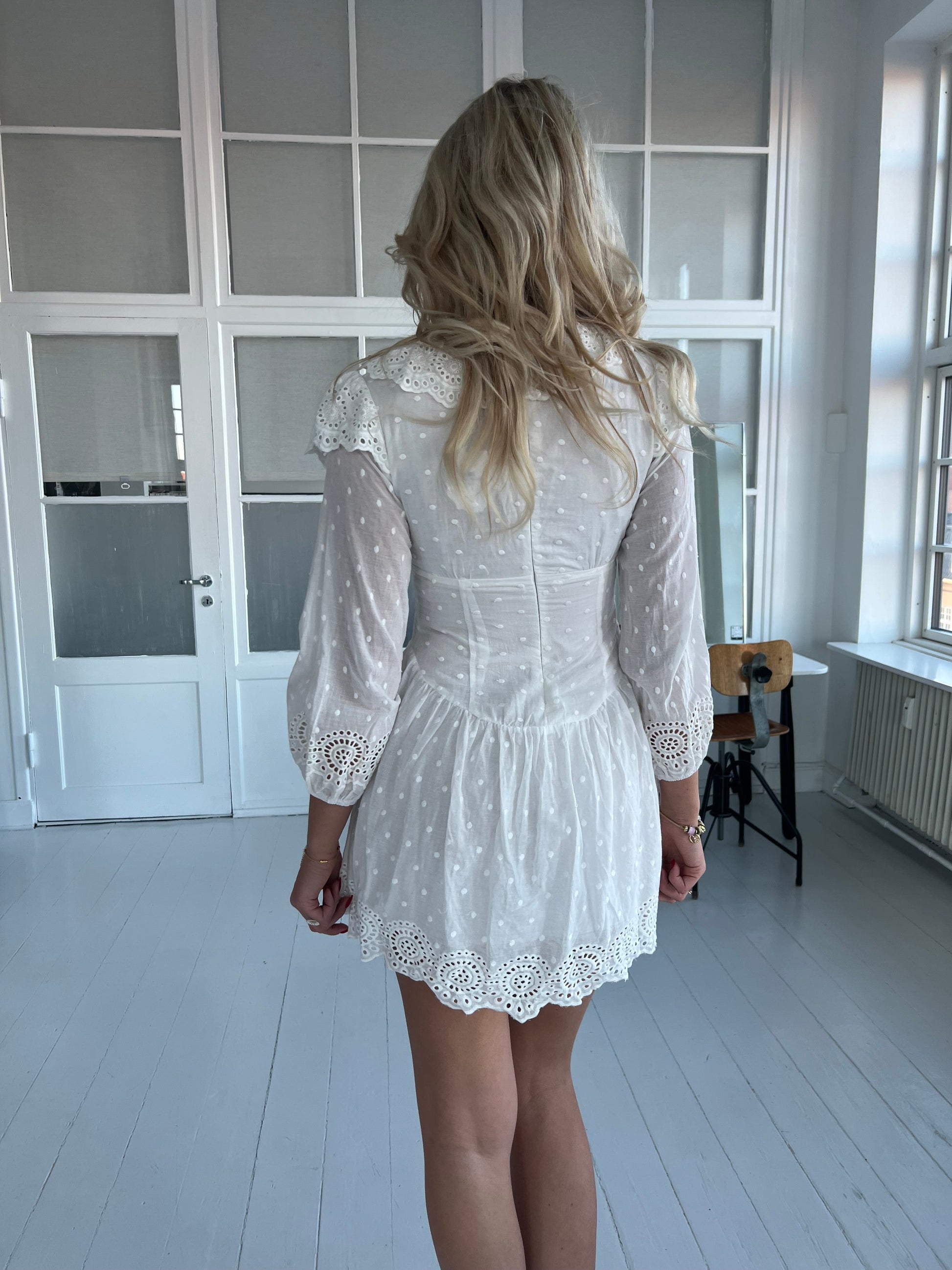 Lily McBee dress fra webshoppen Aaberg Copenhagen