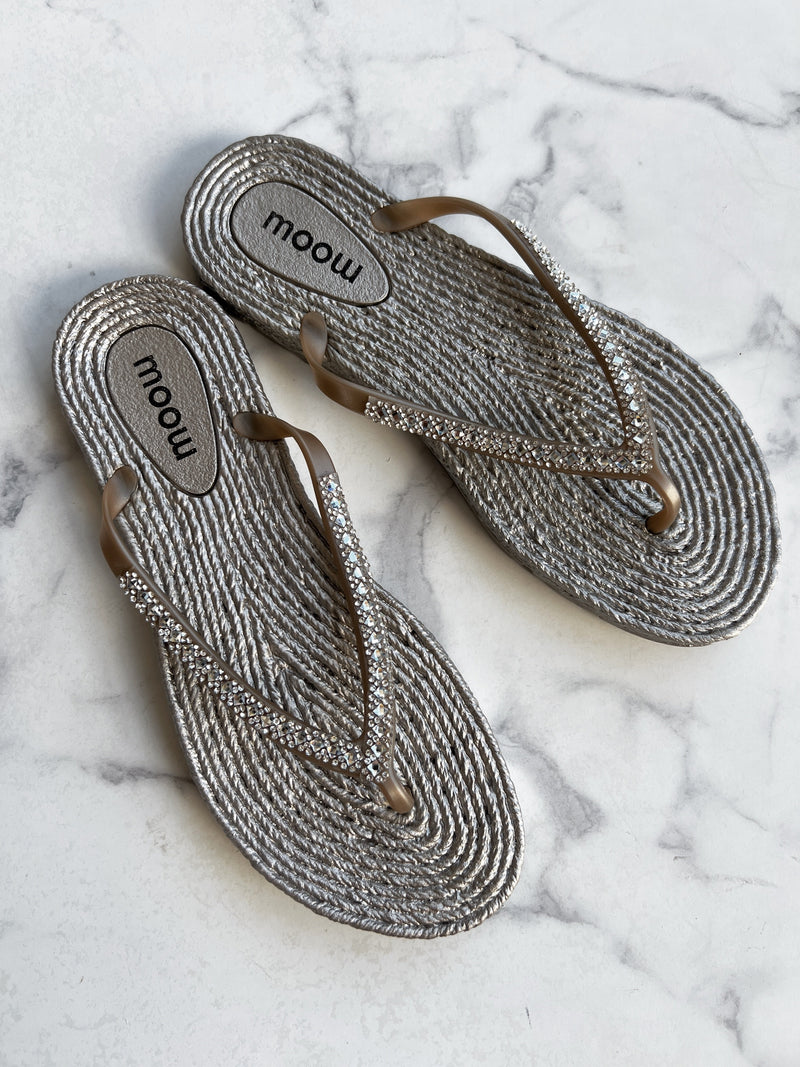 Moow golden flip flop