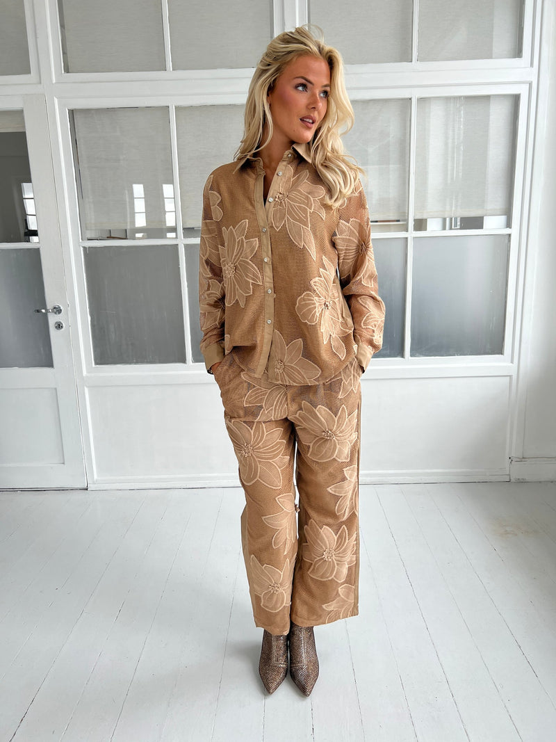 Flam camel bloom set fra webshoppen Aaberg Copenhagen