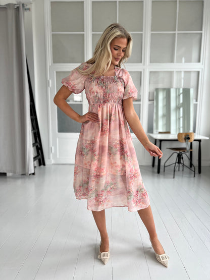 Maya peach flower dress