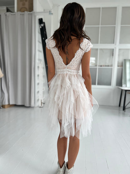 Soky white tulle dress (1210)