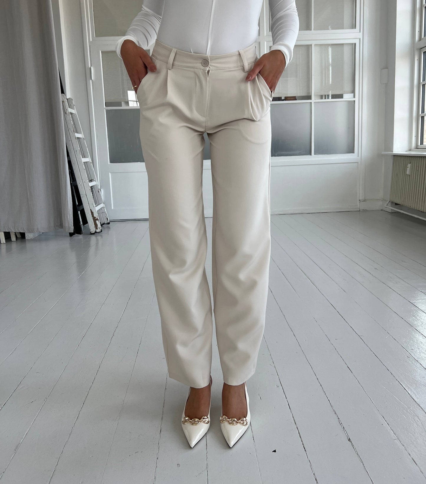 Eight Luxe cream trousers Long