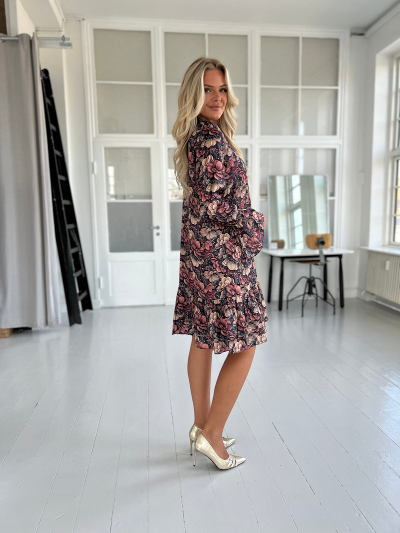 Gaspar lido flower dress (6337) fra webshoppen Aaberg Copenhagen