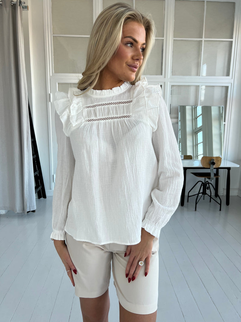 Majolica white blouse