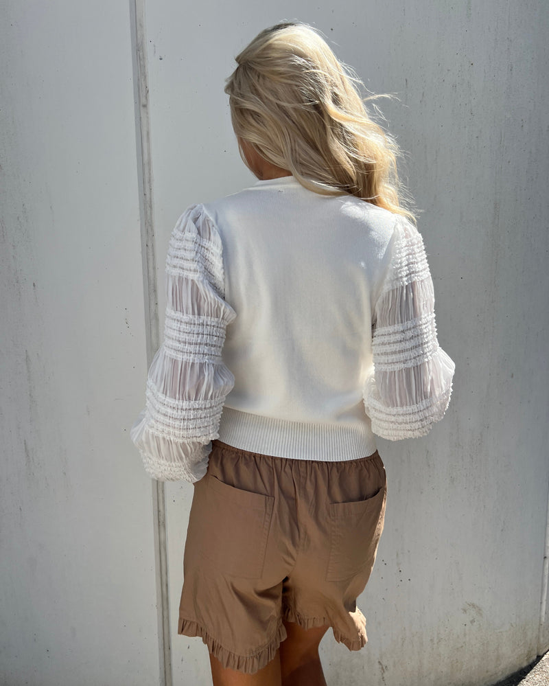 Its May white blouse fra webshoppen Aaberg Copenhagen