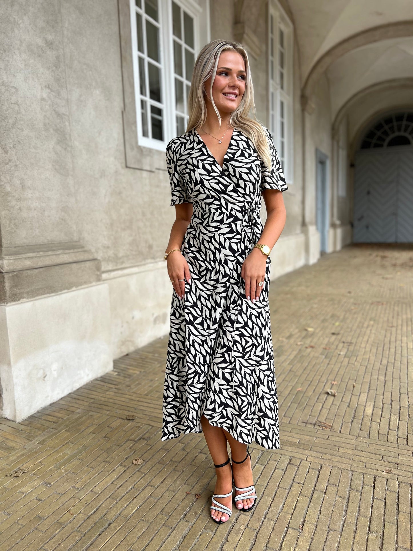 Majolica black and beige wrap dress (9104)-kjole-Åberg CPH-Åberg Copenhagen DK