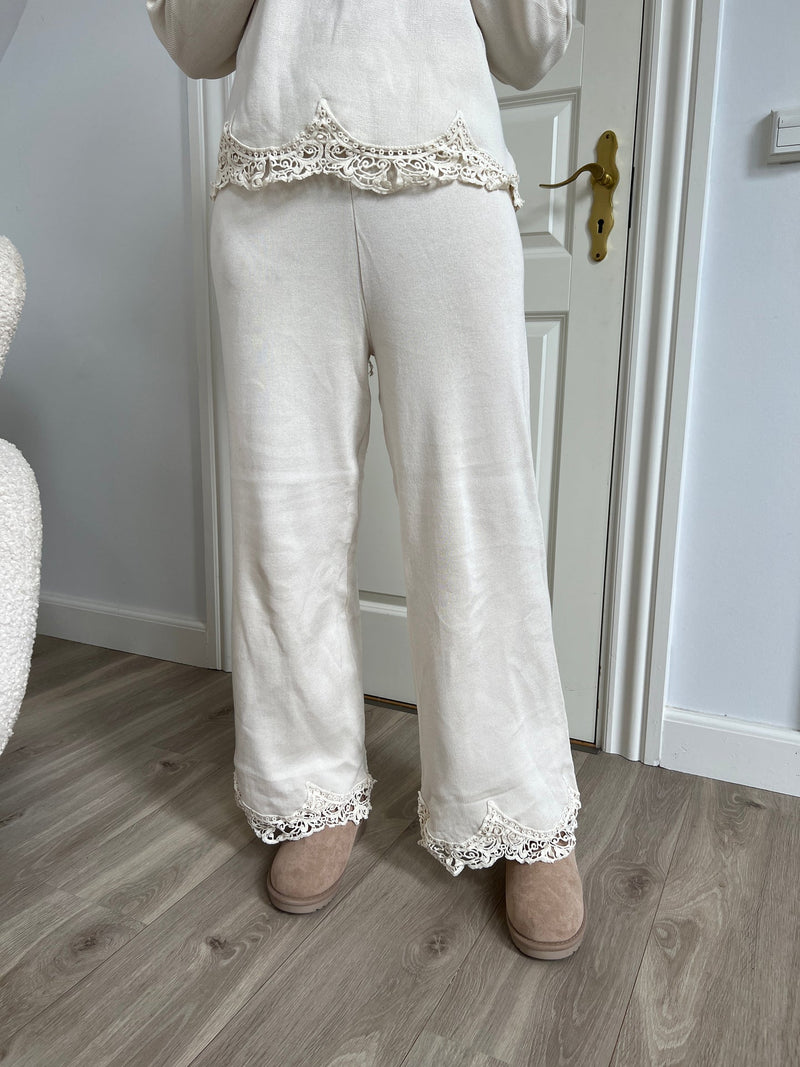 May beige knit pants