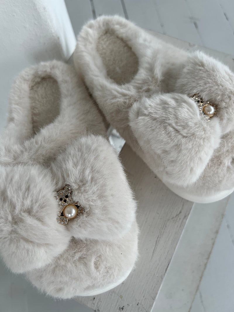 Mulanka Fur Plush Lined Slippers (12)