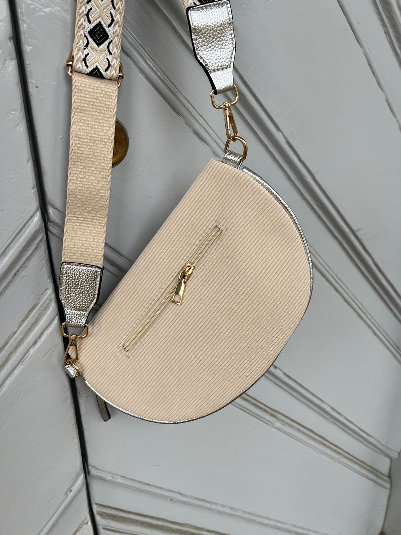 Sandy off white Bumbag fra webshoppen Aaberg Copenhagen