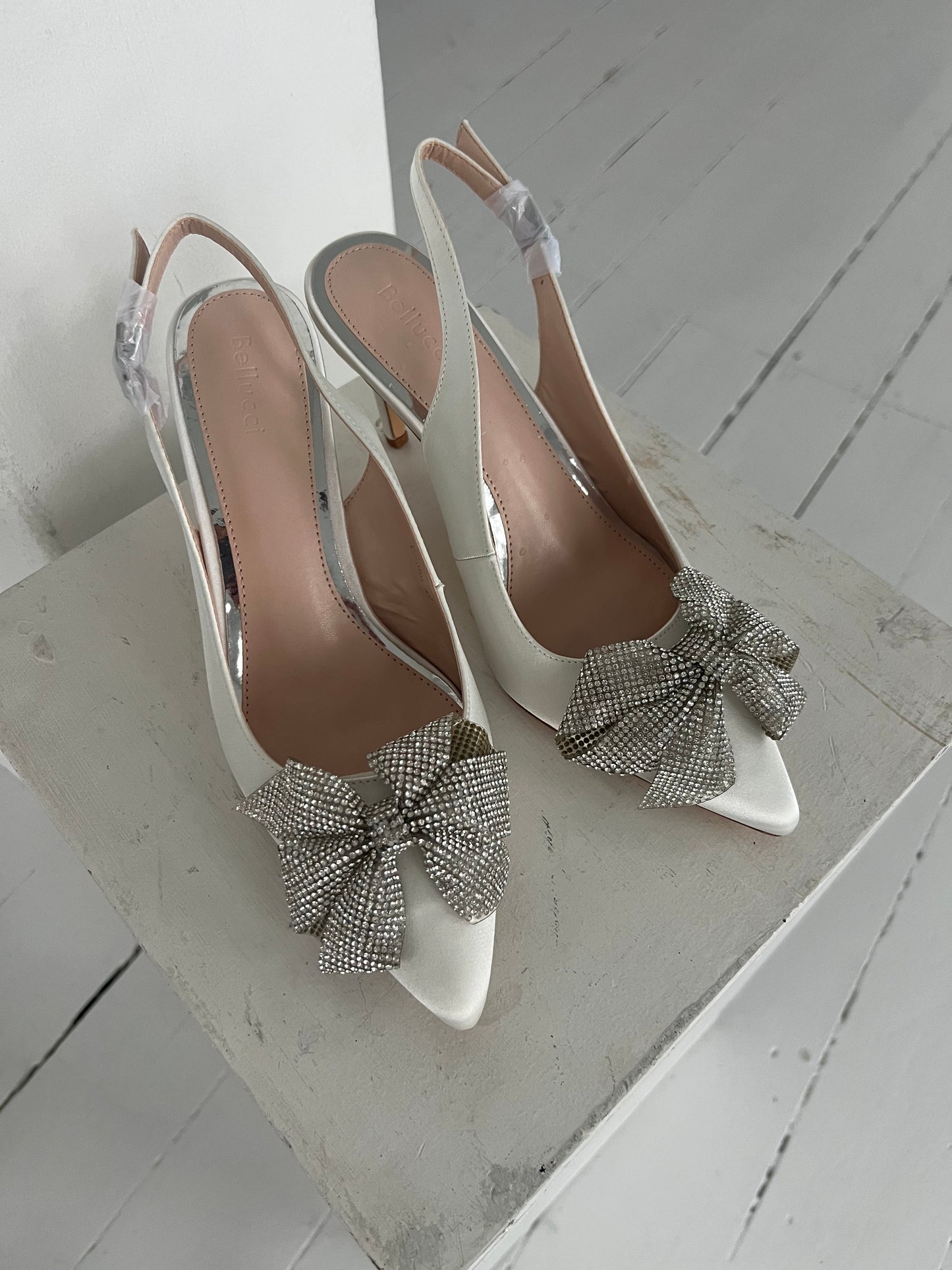 Azalea silver satin heel