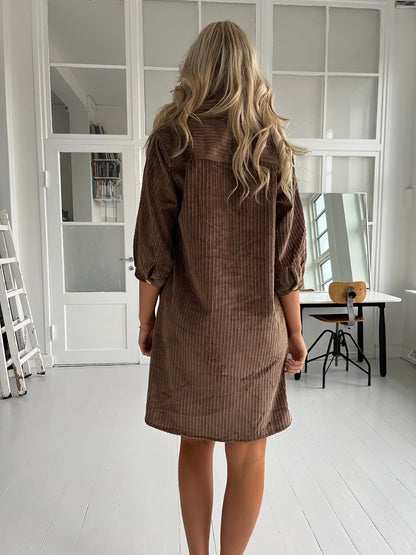 Malmø Corduroy Dress taupe (7329)-kjole-Aaberg Copenhagen