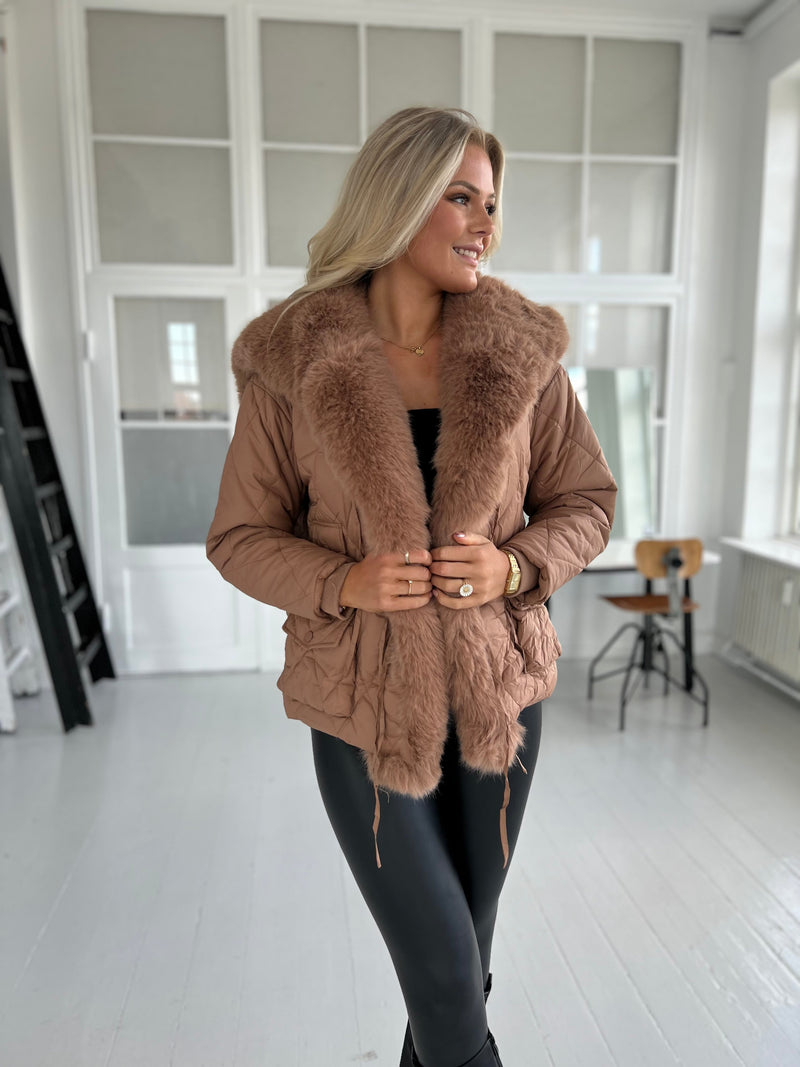 Flam camel puffed jacket (7506)-jakke-Aaberg Copenhagen