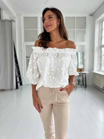 Kilky off shoulder (2260) fra webshoppen Aaberg Copenhagen