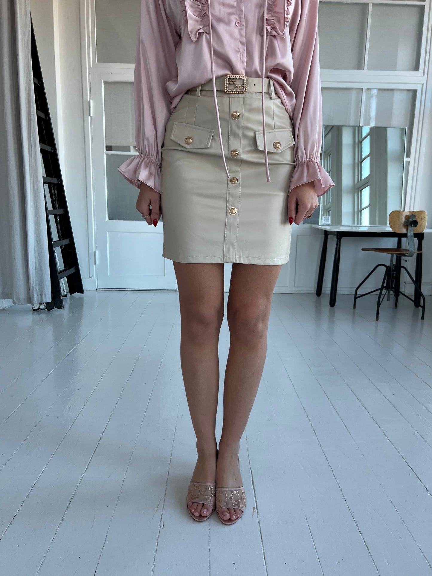 Victoria beige skirt