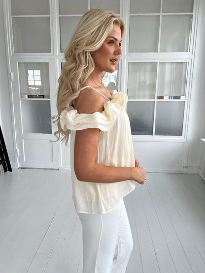 Elli creme satin top