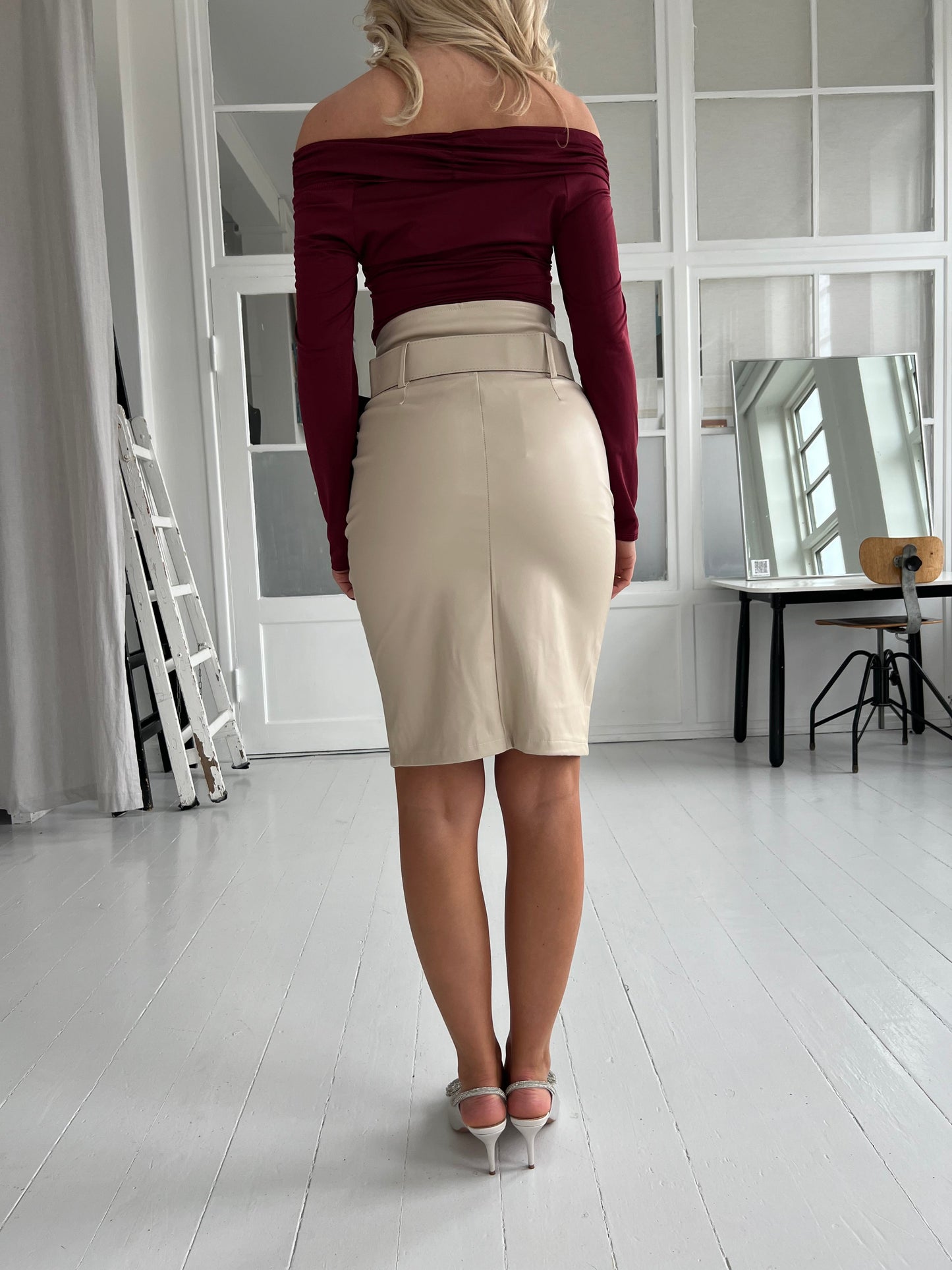 Vickie beige skirt (3304)