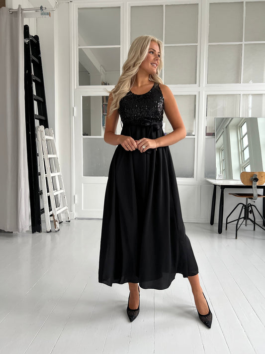 So Look black strap dress (6092)