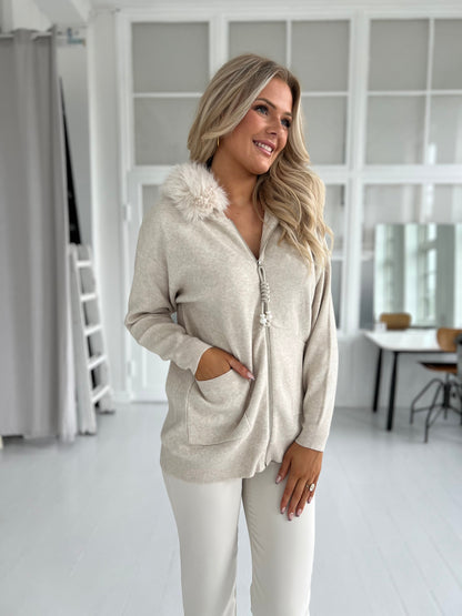 Lamiar beige cardigan (2001)