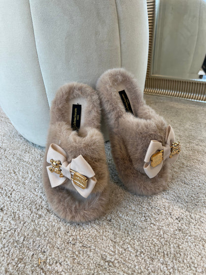 Bottine taupe slipper (9083) - Set forfra - Fra webshoppen Aaberg Copenhagen