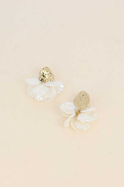 Bohm Pendant curls earring fra webshoppen Aaberg Copenhagen