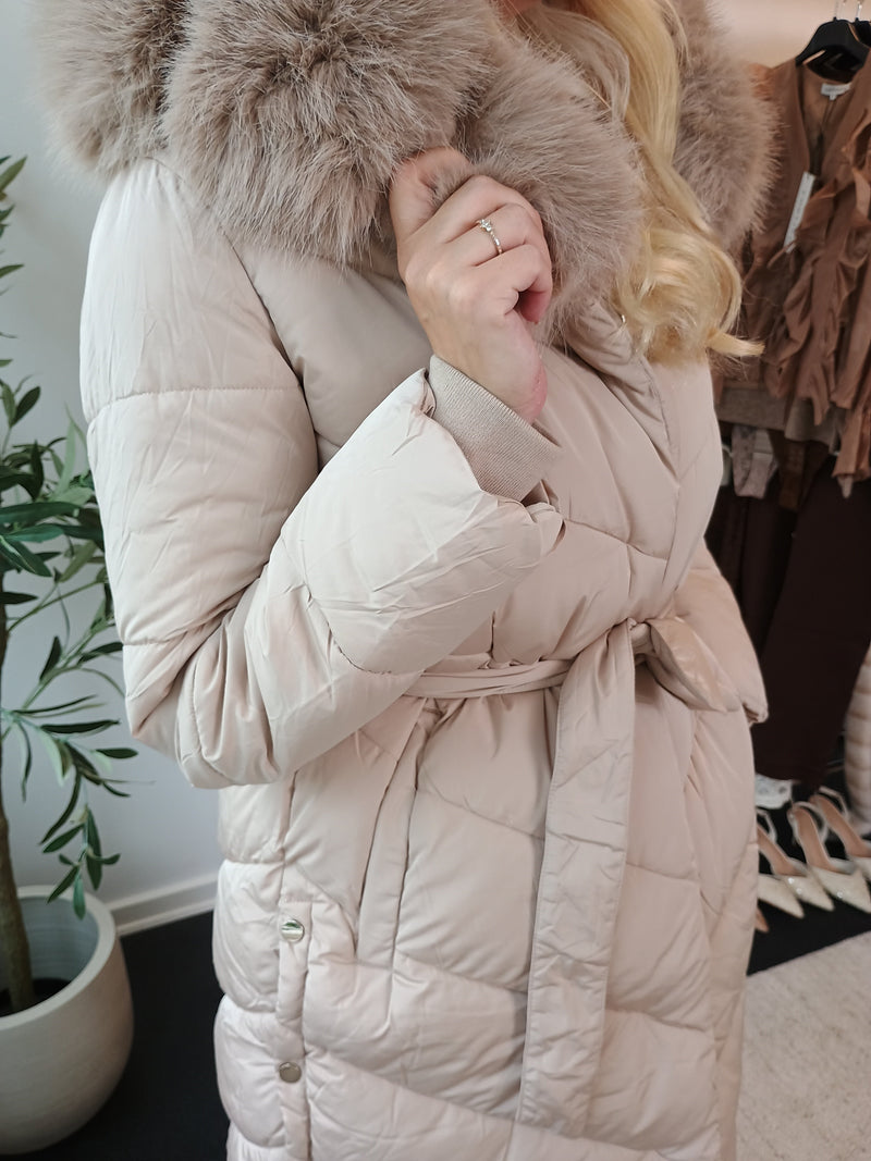 Flam puffer long coat Khaki fra webshoppen Aaberg Copenhagen